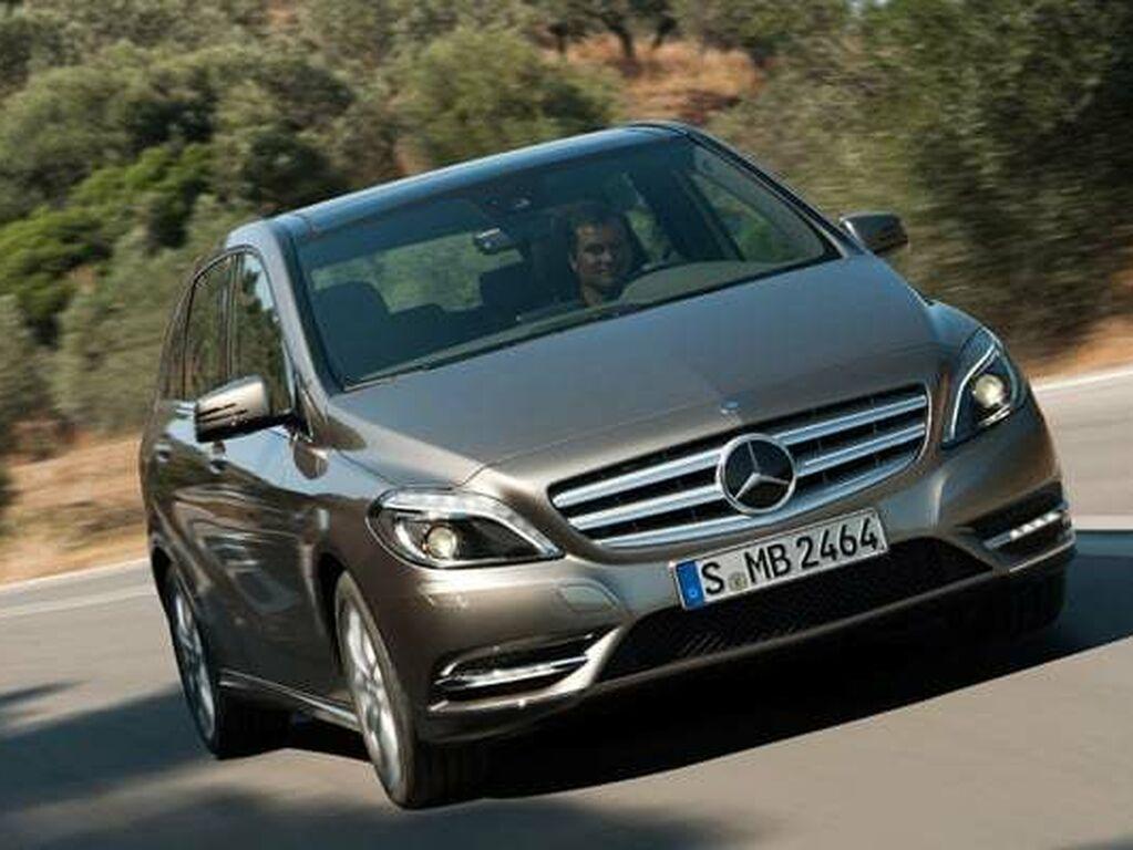 Automatot Mercedes B-sarjan W246 2011 - 2019-autoihin