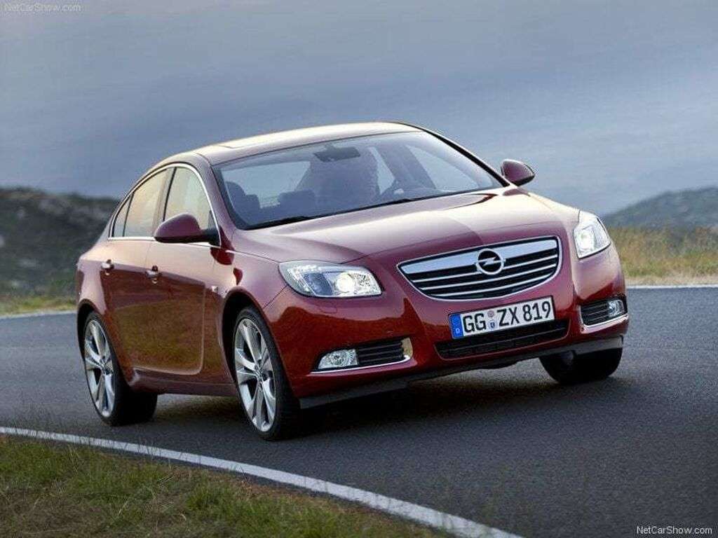Automatot Opel Insignia 2008 - 2013-autoihin