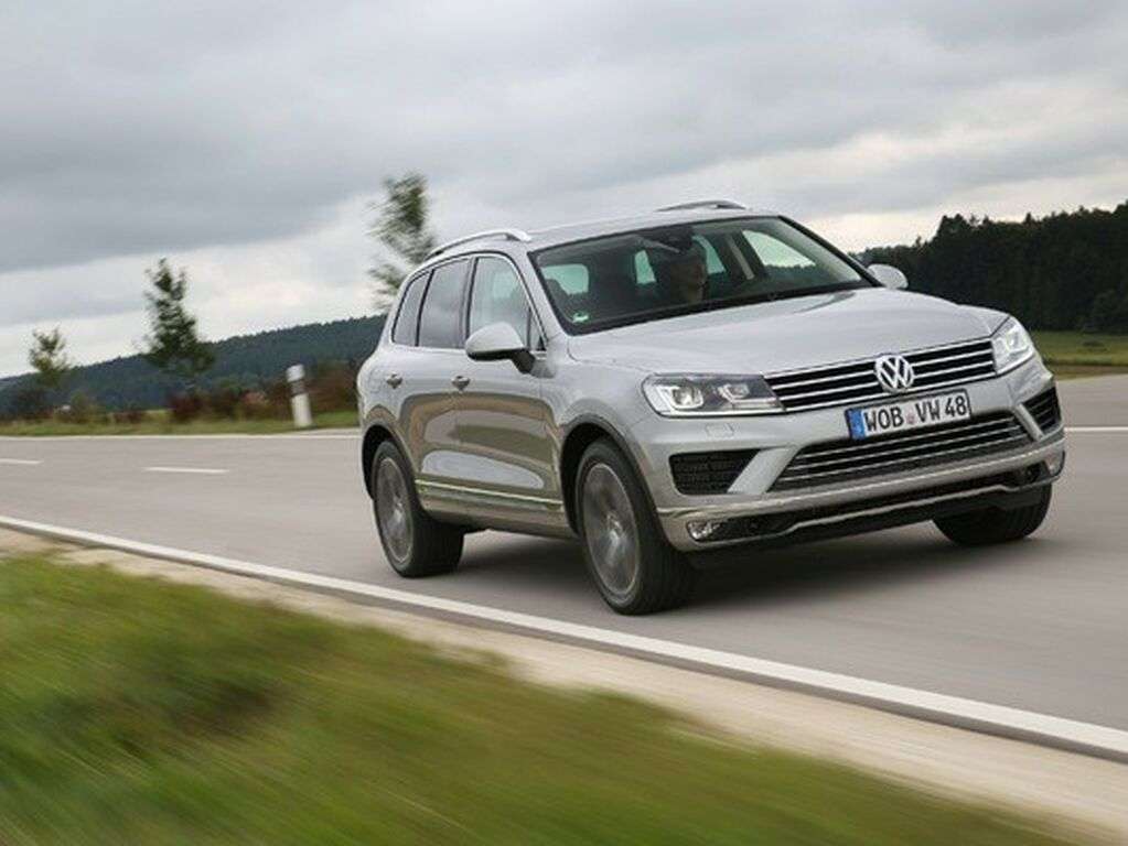 Automatot Volkswagen Touareg 2010 - 2018-autoihin