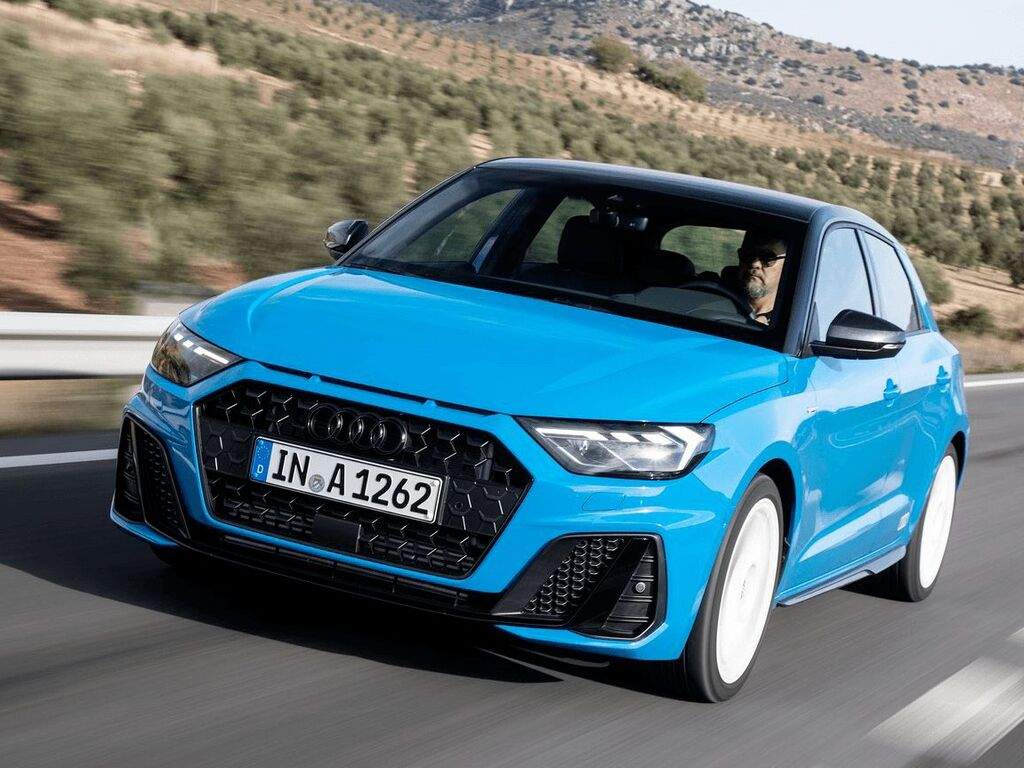 Tavaratilan matot Audi A1 GB 2018 - 2026-autoihin