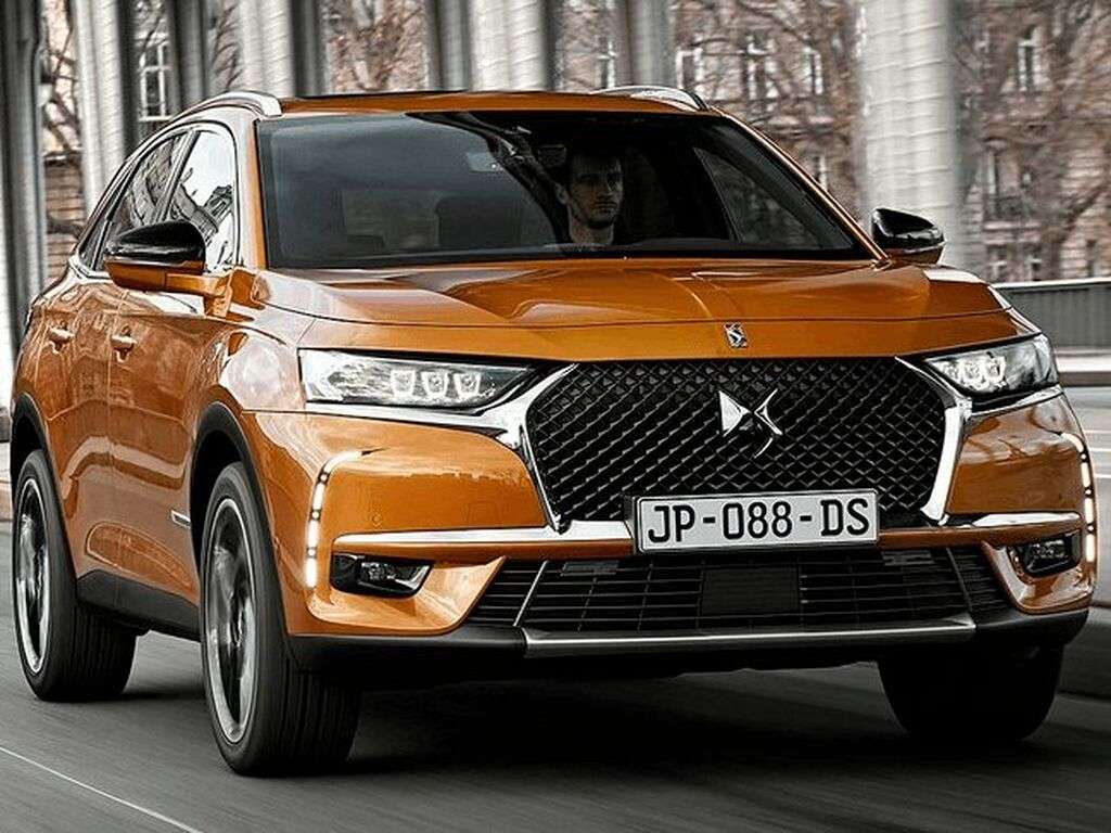 Tavaratilan matot DS 7 2018 - 2026-autoihin