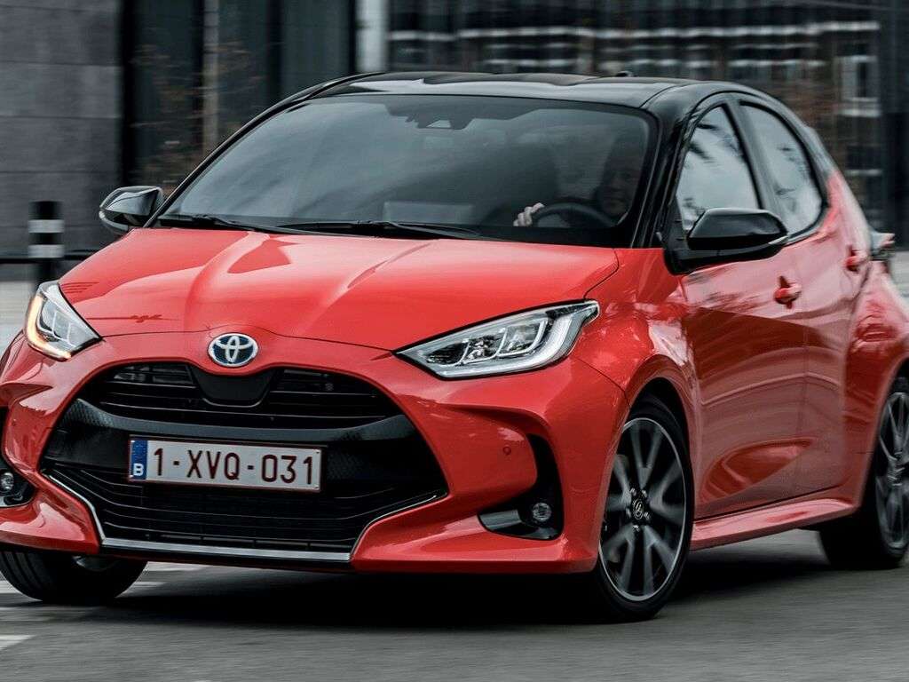 Tavaratilan matot Toyota Yaris 2020 - 2026-autoihin