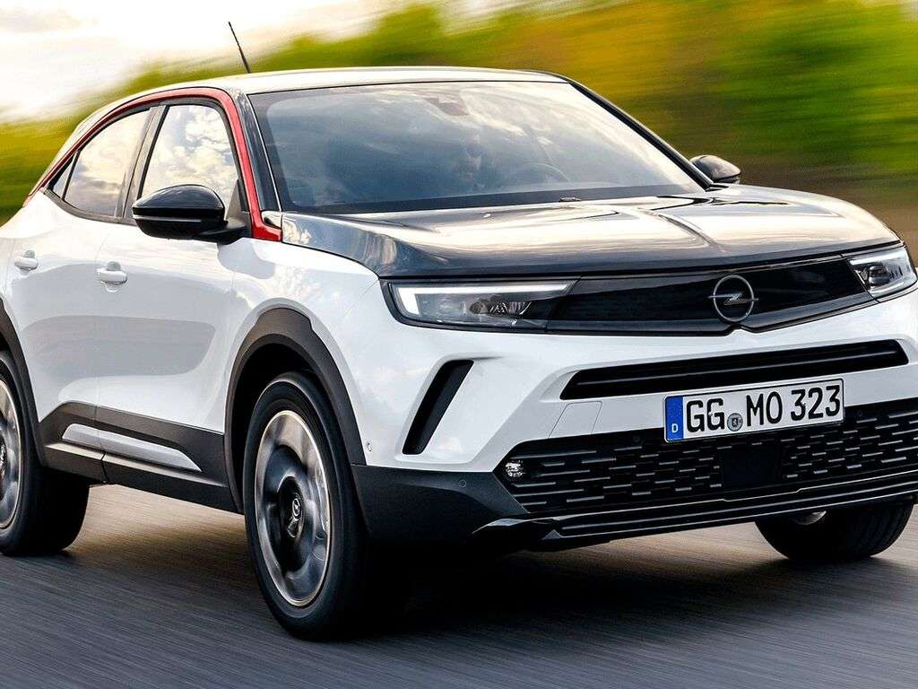 Tavaratilan matot Opel Mokka 2021 - 2025-autoihin