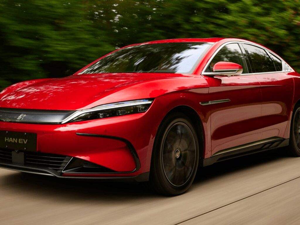 Tavaratilan matot BYD Han 2022 - 2026-autoihin