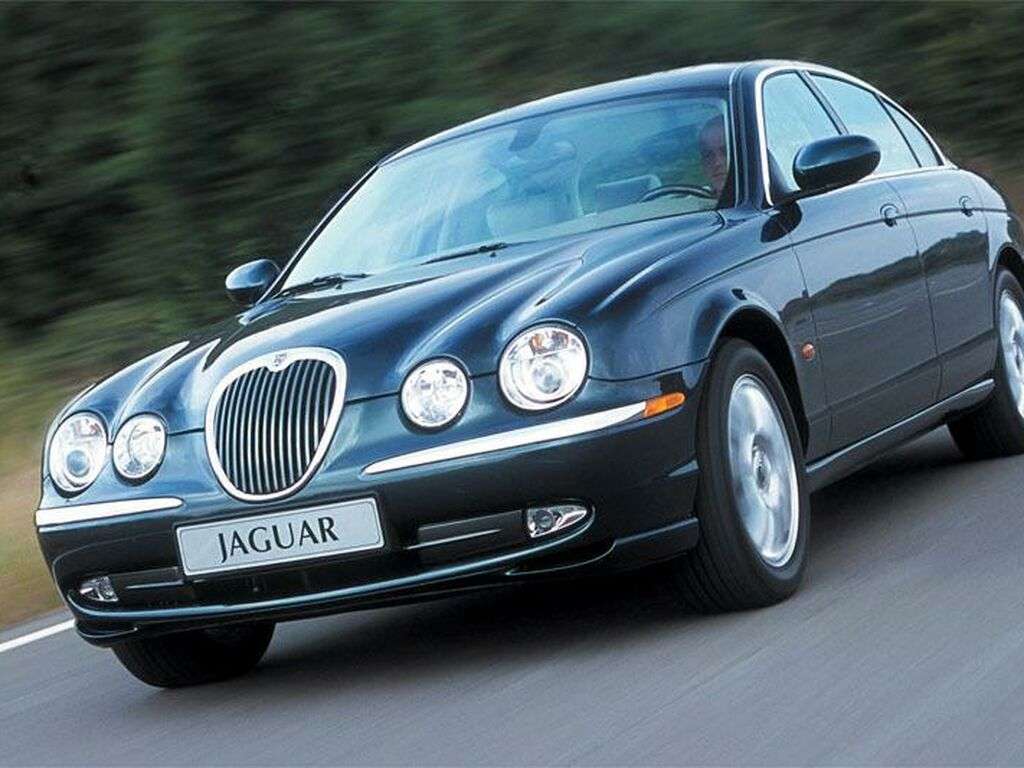 Tavaratilan matot Jaguar S-Type 2002 - 2008-autoihin