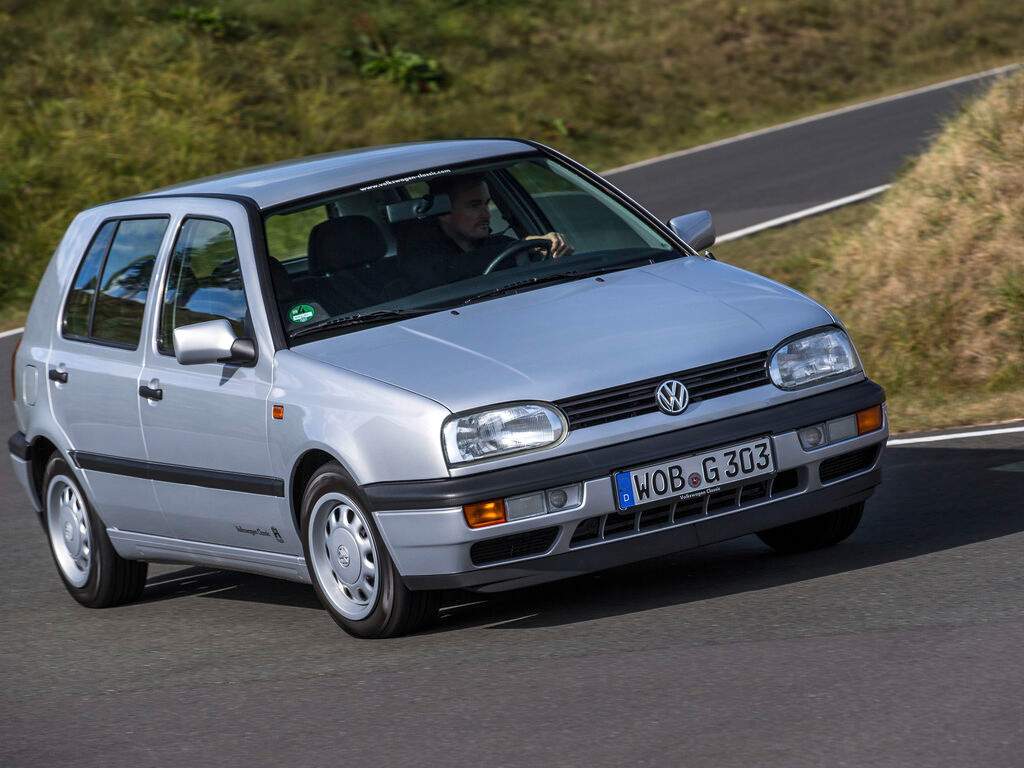 Tavaratilan matot Volkswagen Golf 3 1991 - 1997-autoihin