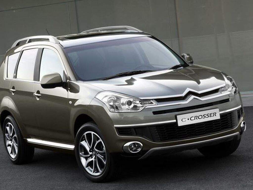 Tavaratilan matot Citroën C-Crosser 2007 - 2013-autoihin